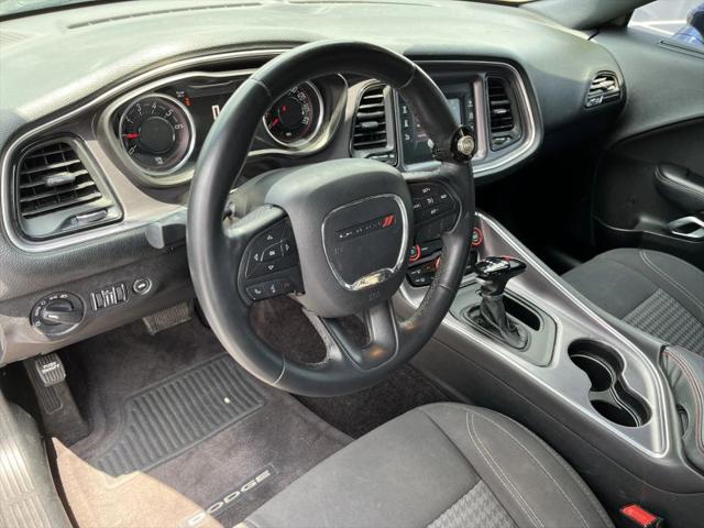 2017 Dodge Challenger SXT