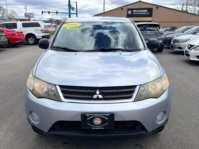 2009 Mitsubishi Outlander ES for sale in Osceola, IN