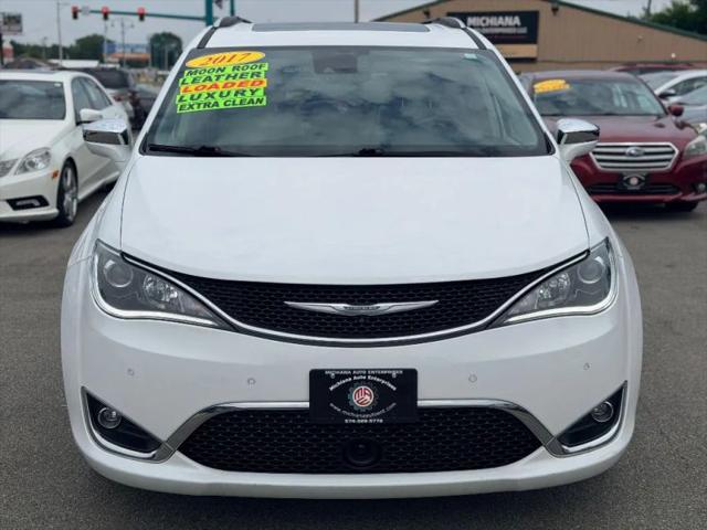 2017 Chrysler Pacifica Limited for sale in Osceola, IN