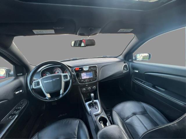 2011 Chrysler 200 Limited