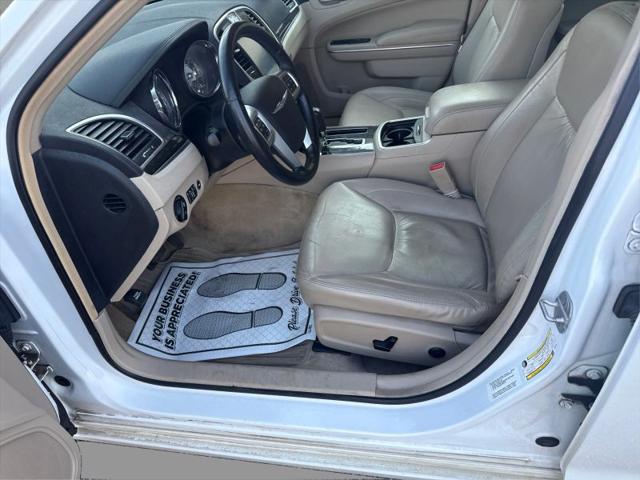 2011 Chrysler 300 Limited