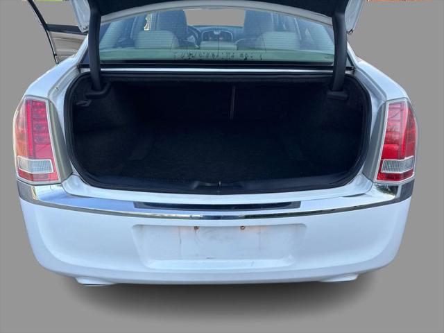 2011 Chrysler 300 Limited