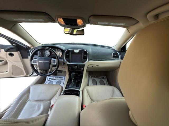 2011 Chrysler 300 Limited