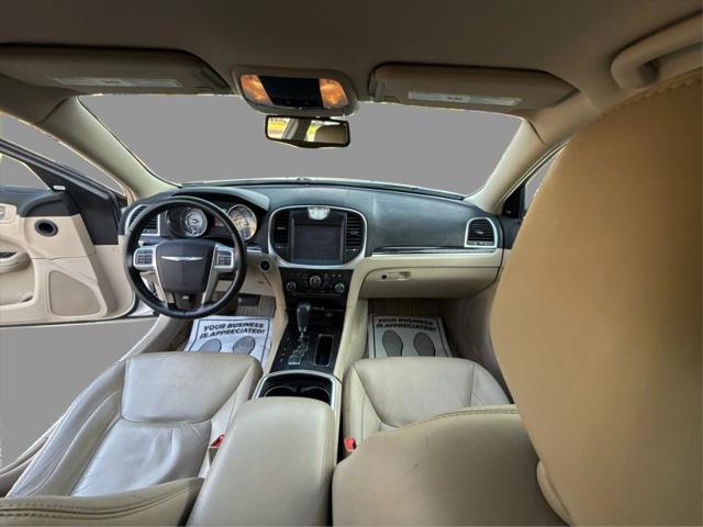 2011 Chrysler 300 Limited