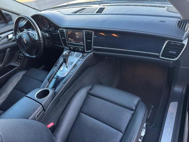 2012 Porsche Panamera 4