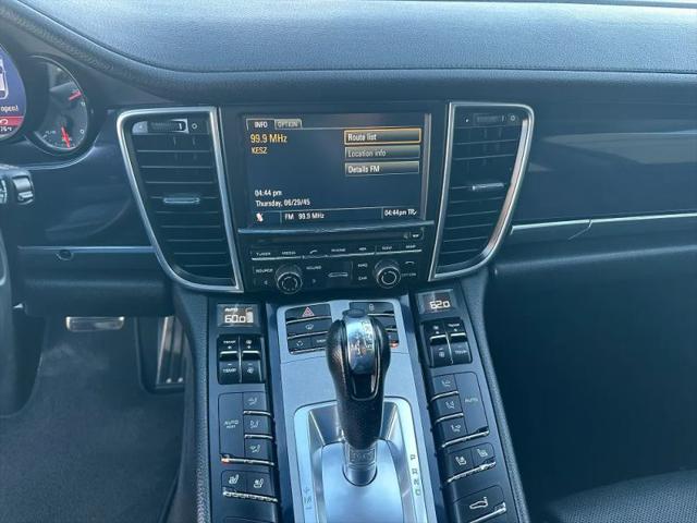 2012 Porsche Panamera 4
