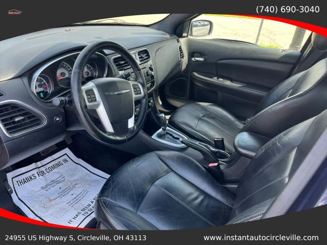 2013 Chrysler 200 Limited