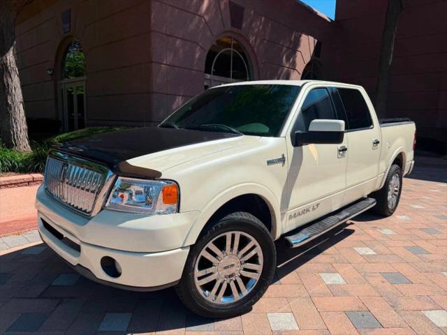 2008 Lincoln Mark LT Base for sale in Dearborn, MI