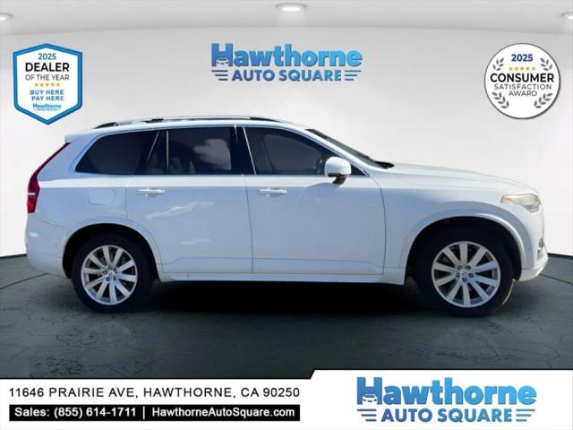 2016 Volvo XC90 T6 Momentum