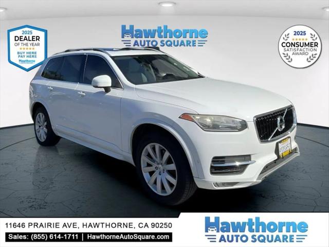 2016 Volvo XC90 T6 Momentum