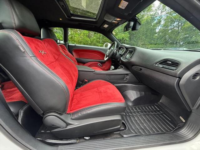 2015 Dodge Challenger R/T Plus