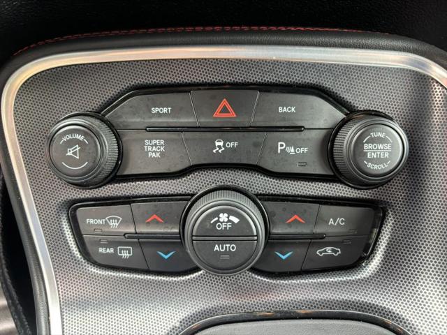 2015 Dodge Challenger R/T Plus