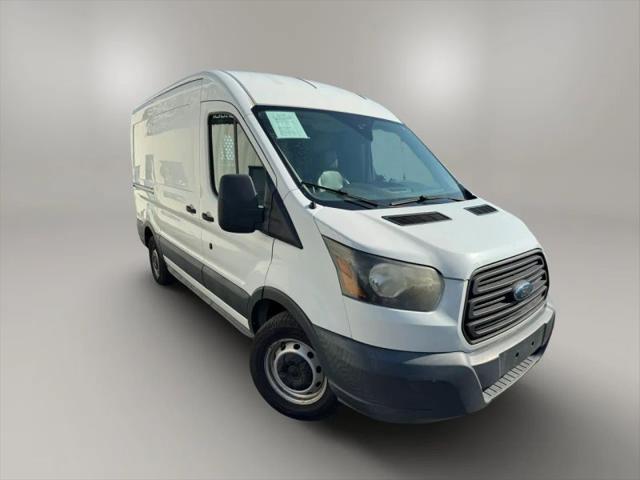 2017 Ford Transit Medium Roof w/Sliding Side Door w/RWB