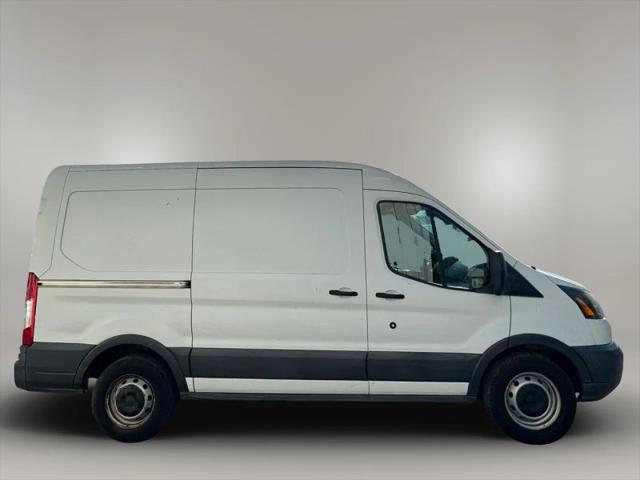 2017 Ford Transit Medium Roof w/Sliding Side Door w/RWB