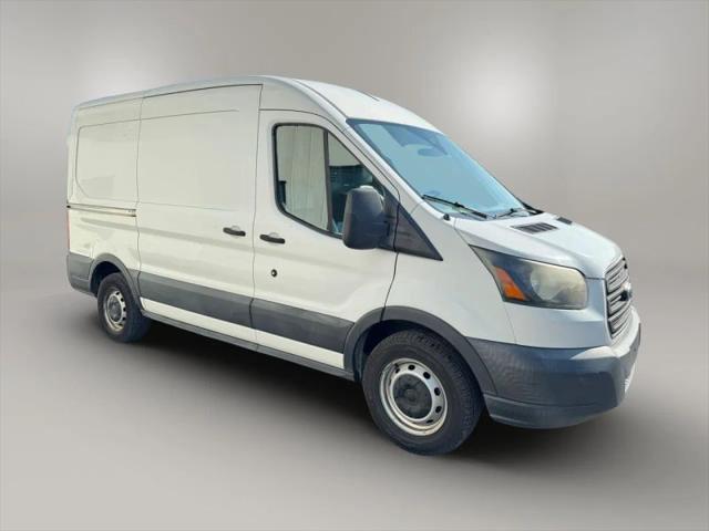 2017 Ford Transit Medium Roof w/Sliding Side Door w/RWB