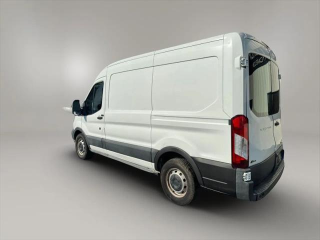 2017 Ford Transit Medium Roof w/Sliding Side Door w/RWB