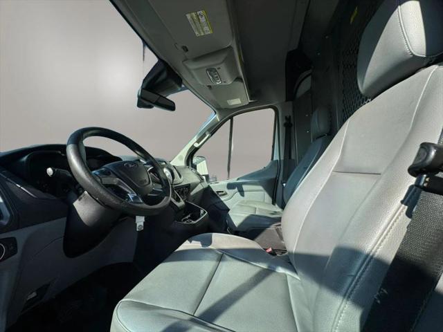 2017 Ford Transit Medium Roof w/Sliding Side Door w/RWB