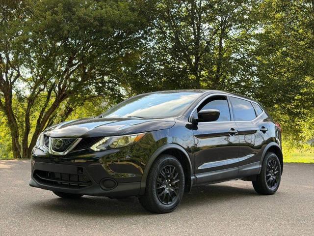 2018 Nissan Rogue Sport S for sale in Loretto, MN