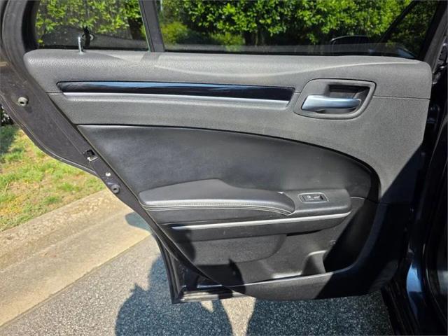 2019 Chrysler 300 300S