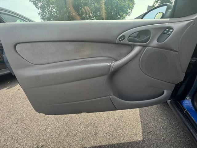 2002 Ford Focus ZX3