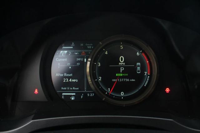 2017 Lexus IS 200t 200t