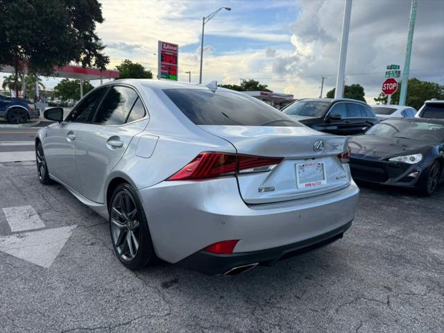 2019 Lexus IS 300 300