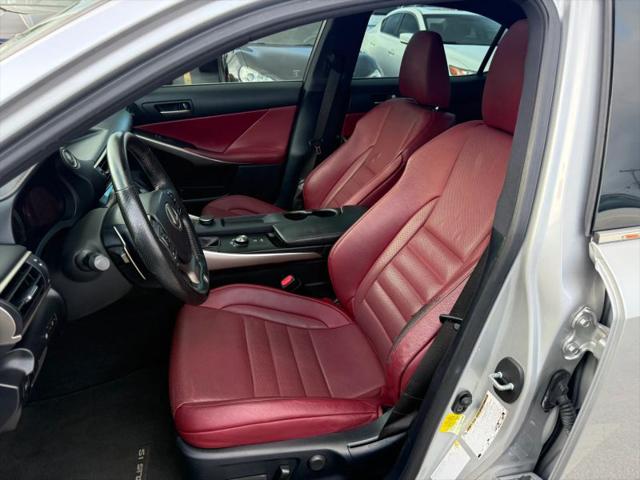2019 Lexus IS 300 300