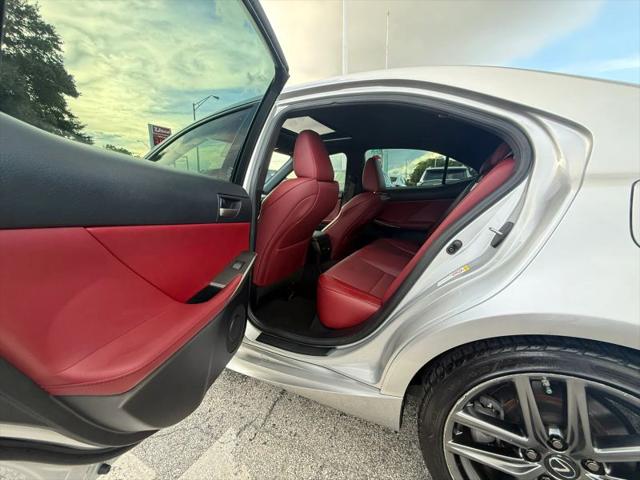 2019 Lexus IS 300 300