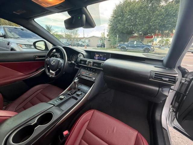 2019 Lexus IS 300 300