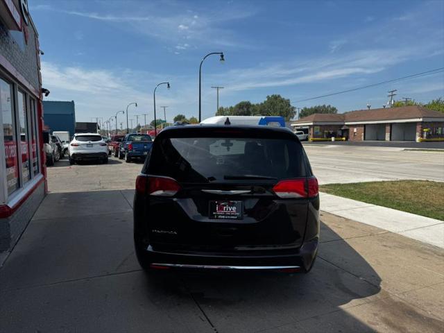 2018 Chrysler Pacifica Touring L