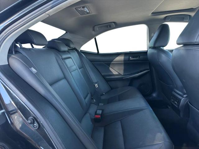 2020 Lexus IS 300 300