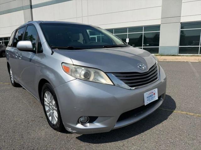 2013 Toyota Sienna XLE V6 8 Passenger for sale in Chantilly, VA