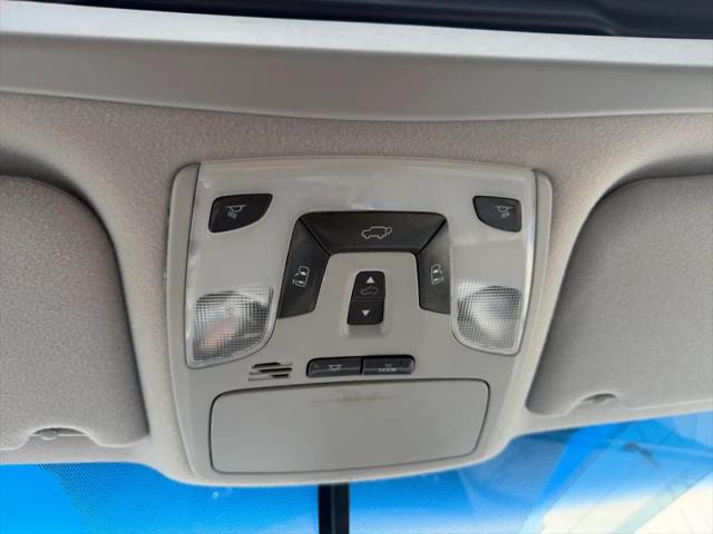 2013 Toyota Sienna XLE V6 8 Passenger