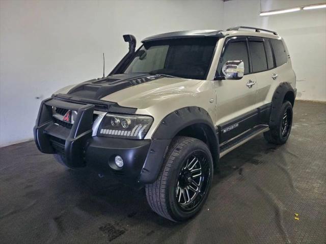 2004 Mitsubishi Montero XLS for sale near Fairfield, OH