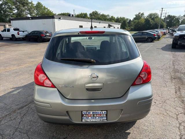 2011 Nissan Versa 1.8S