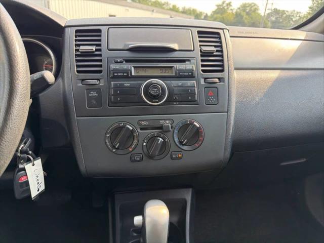 2011 Nissan Versa 1.8S