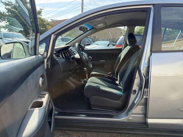 2011 Nissan Versa 1.8S