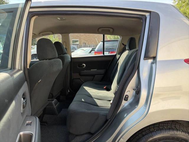 2011 Nissan Versa 1.8S