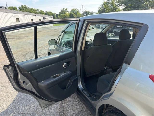 2011 Nissan Versa 1.8S
