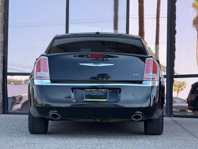 2014 Chrysler 300 Uptown Edition