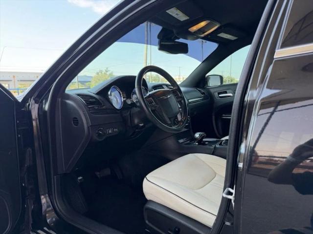 2014 Chrysler 300 Uptown Edition