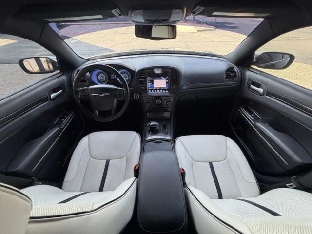2014 Chrysler 300 Uptown Edition