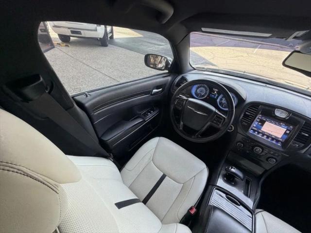 2014 Chrysler 300 Uptown Edition