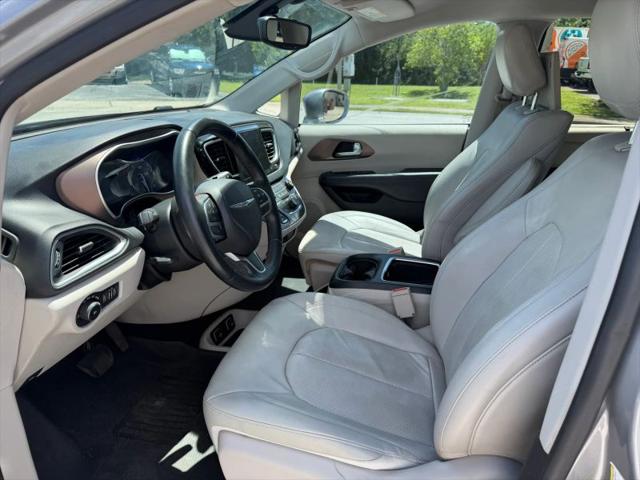 2017 Chrysler Pacifica Touring-L Plus