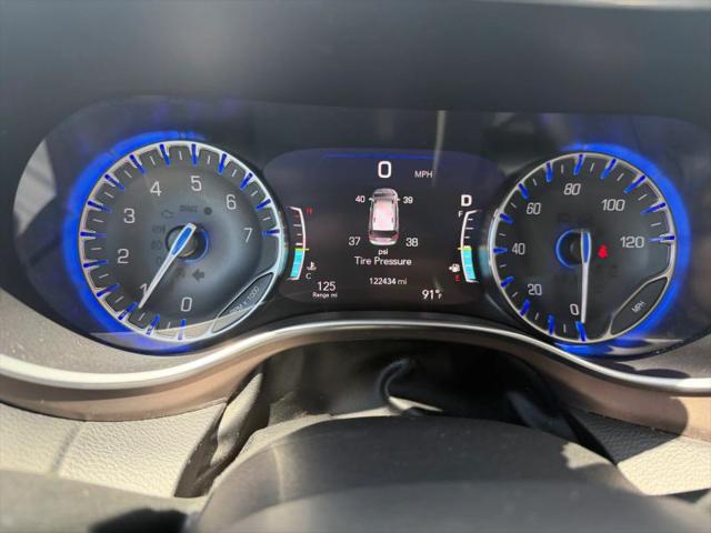 2017 Chrysler Pacifica Touring-L Plus