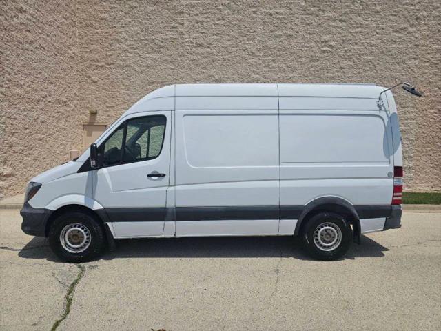 2014 Mercedes-Benz Sprinter 2500 Normal Roof for sale in Roselle, IL