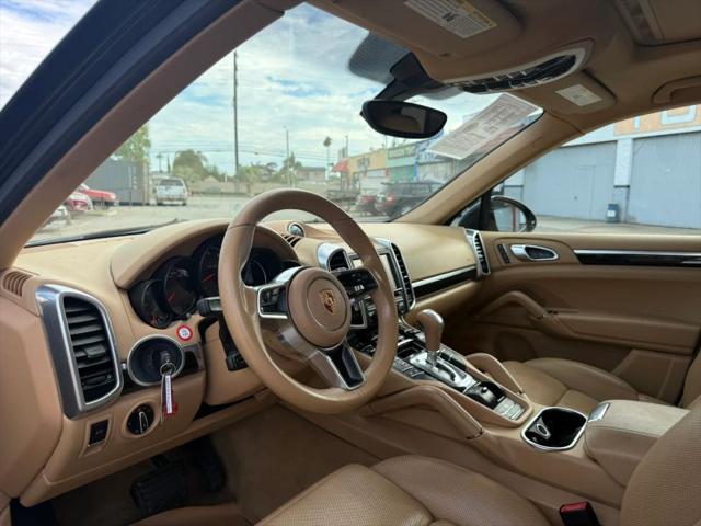 2016 Porsche Cayenne Base