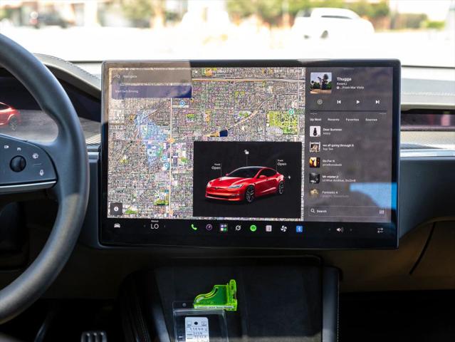 2024 Tesla Model S Plaid Tri Motor All-Wheel Drive