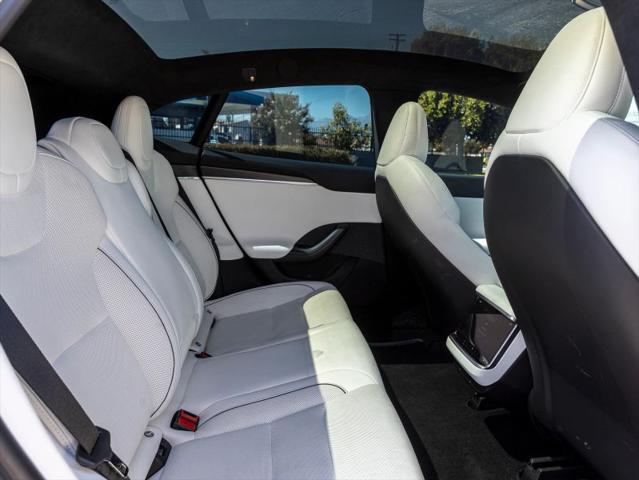 2023 Tesla Model S Plaid Tri Motor All-Wheel Drive