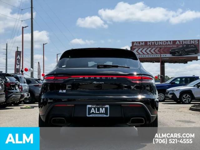 2025 Porsche Macan T
